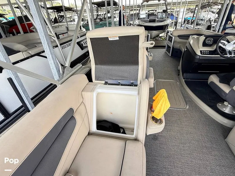 Slide: The Image of Barletta Cabrio 22 QC 2023 - 16819202