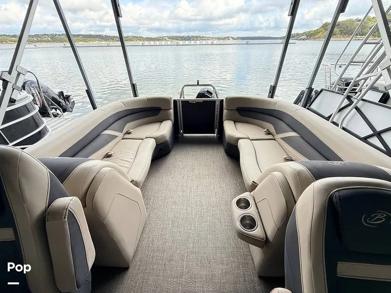Slide: The Image of Barletta Cabrio 22 QC 2023 - 16819144
