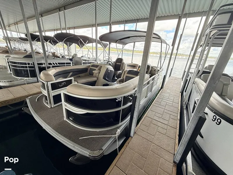 Slide: The Image of Barletta Cabrio 22 QC 2023 - 16819190