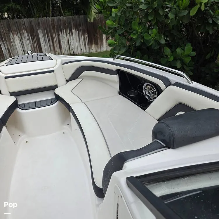 Slide: The Image of Yamaha 242 Limited S 2016 - 16803786