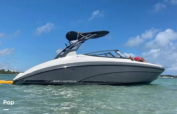 Slide: The Image of Yamaha 242 Limited S 2016 - 16786148