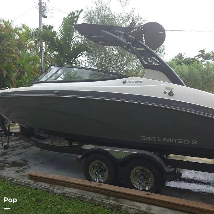 Slide: The Image of Yamaha 242 Limited S 2016 - 16803820