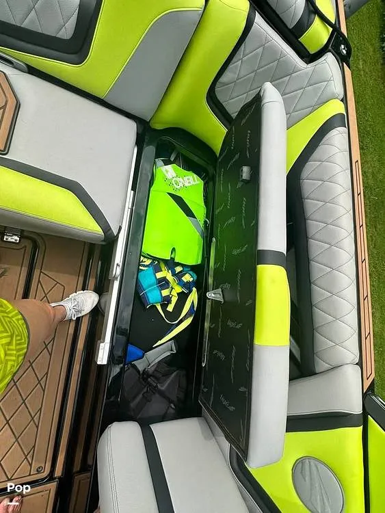 Slide: The Image of Tige 23 ZX 2022 - 16791361