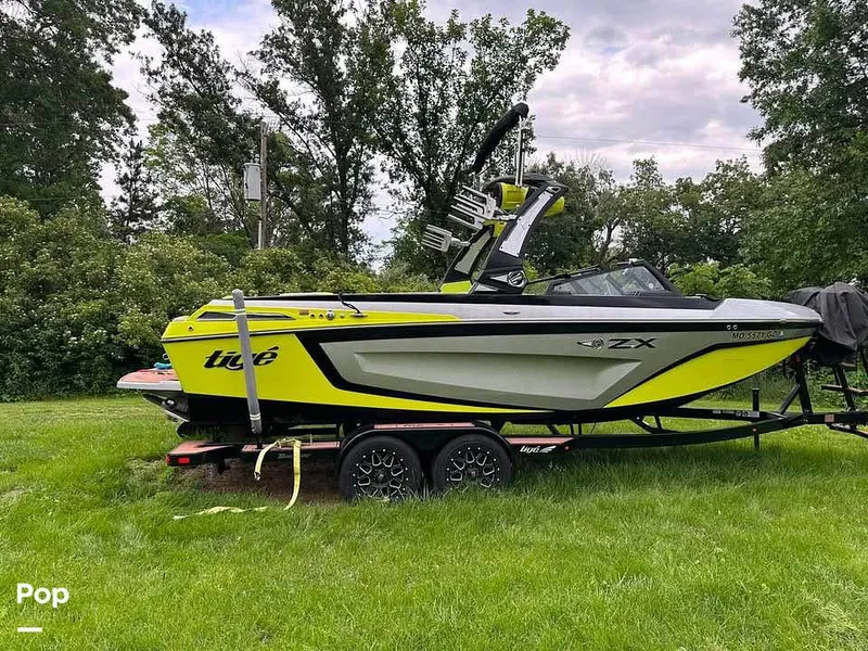 The Image of Tige 23 ZX 2022 - 16791359