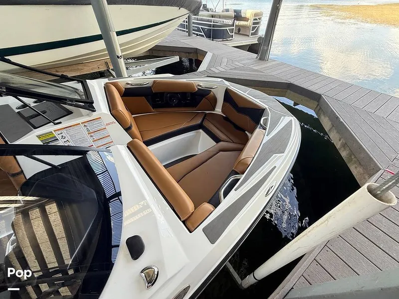 Slide: The Image of Supreme S220 2024 - 16842483