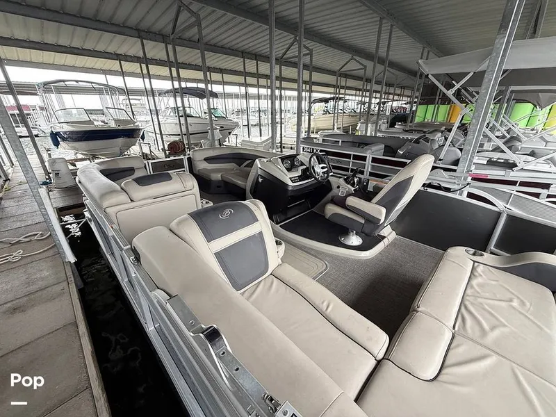 Slide: The Image of Barletta Cabrio C22 Ultra Lounge 2023 - 16832117