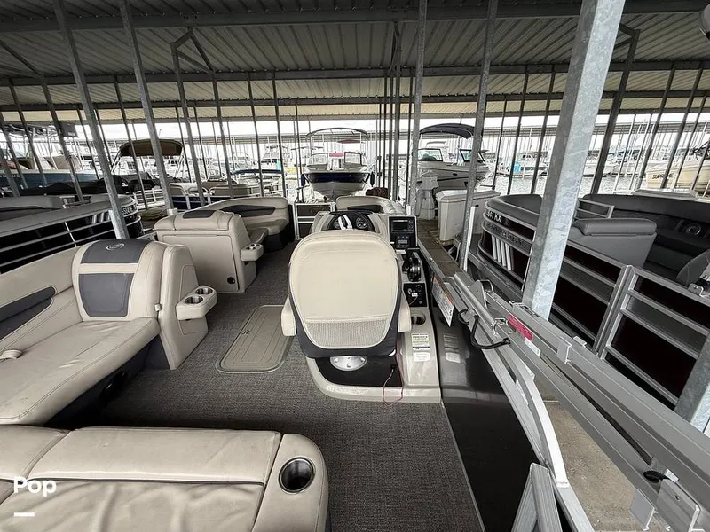 Slide: The Image of Barletta Cabrio C22 Ultra Lounge 2023 - 16832137