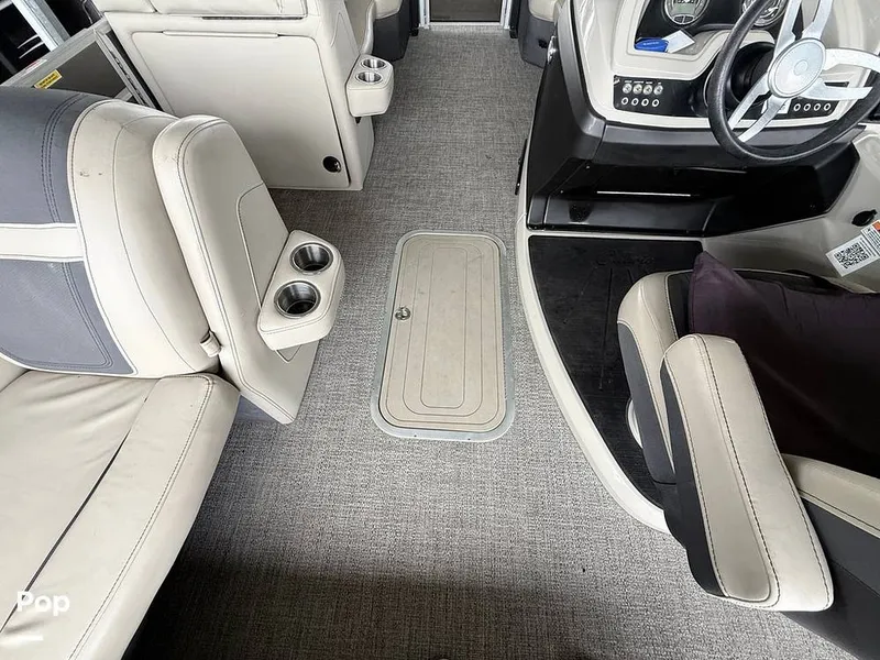 Slide: The Image of Barletta Cabrio C22 Ultra Lounge 2023 - 16832142