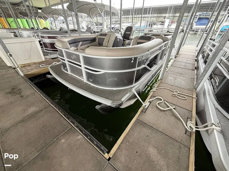 Slide: The Image of Barletta Cabrio C22 Ultra Lounge 2023 - 16832157