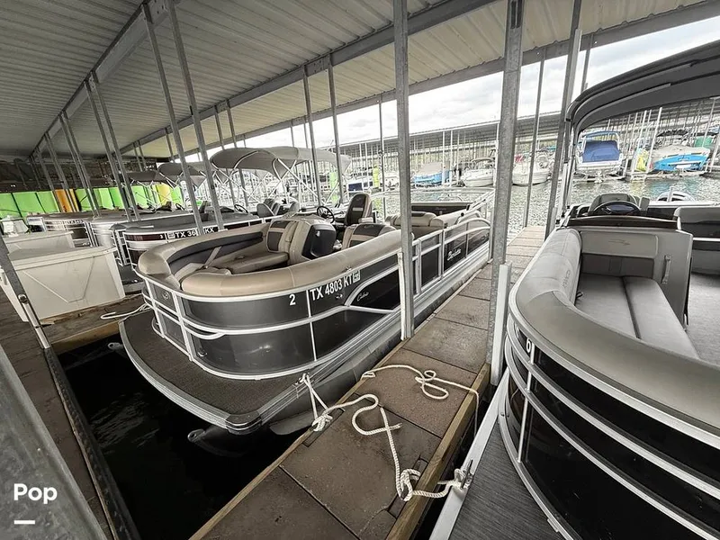 Slide: The Image of Barletta Cabrio C22 Ultra Lounge 2023 - 16832104
