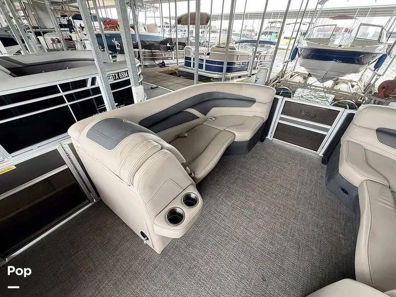 Slide: The Image of Barletta Cabrio C22 Ultra Lounge 2023 - 16832120