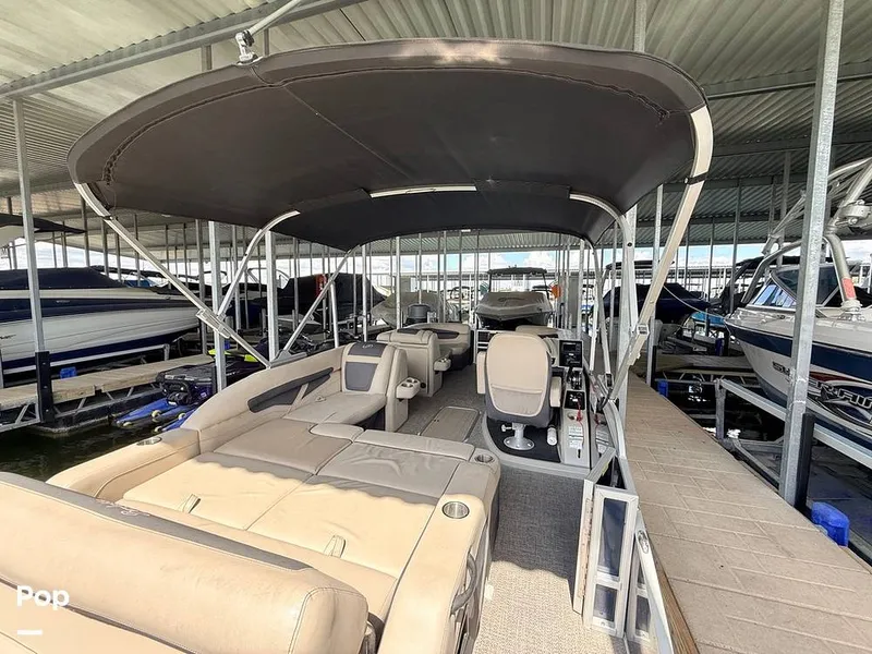 Slide: The Image of Barletta Cabrio C 22 Ultra Lounge 2023 - 16826104