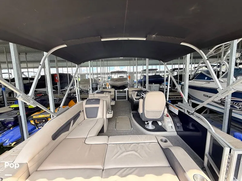 Slide: The Image of Barletta Cabrio C 22 Ultra Lounge 2023 - 16826105