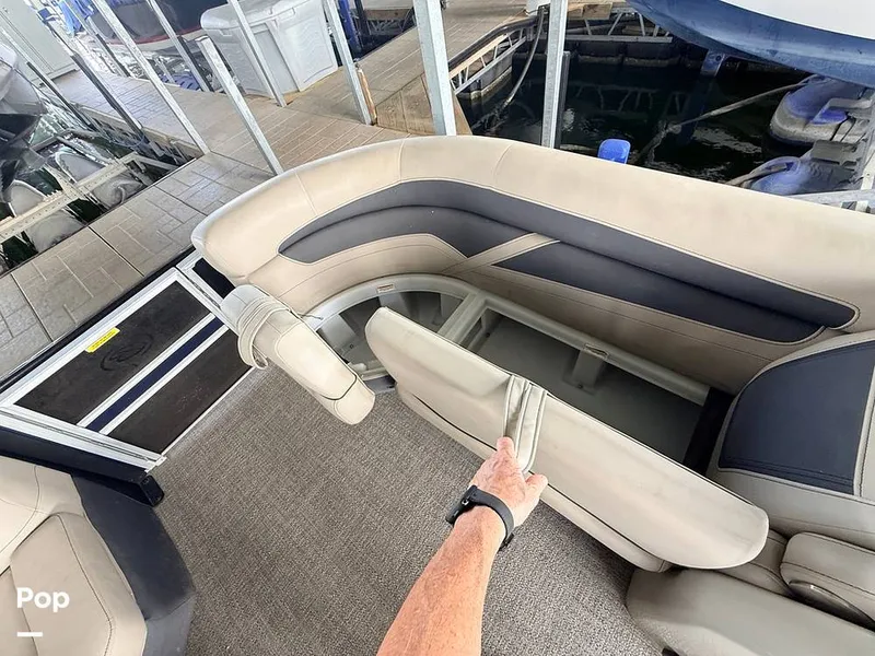 Slide: The Image of Barletta Cabrio C 22 Ultra Lounge 2023 - 16826144