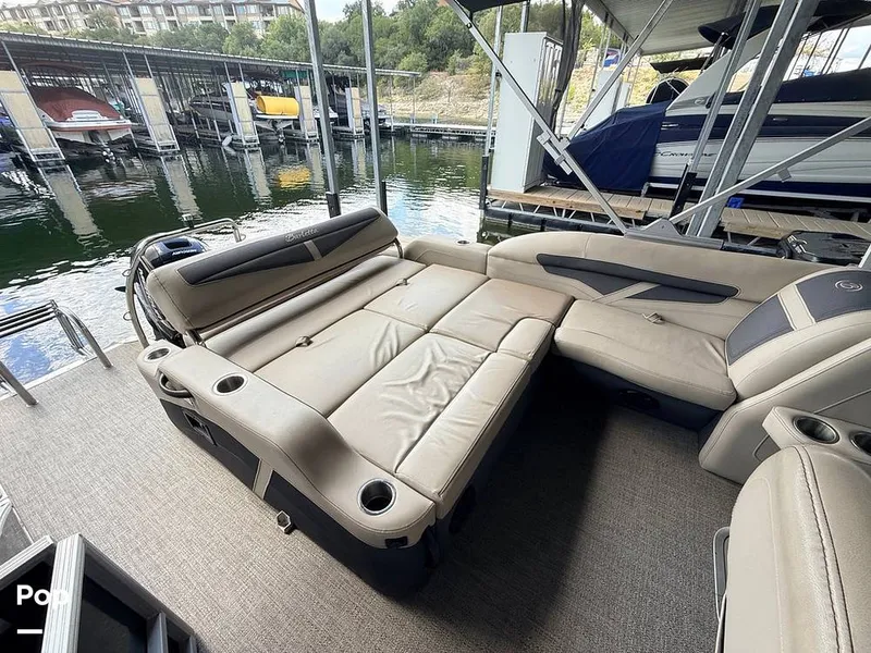 Slide: The Image of Barletta Cabrio C 22 Ultra Lounge 2023 - 16826125