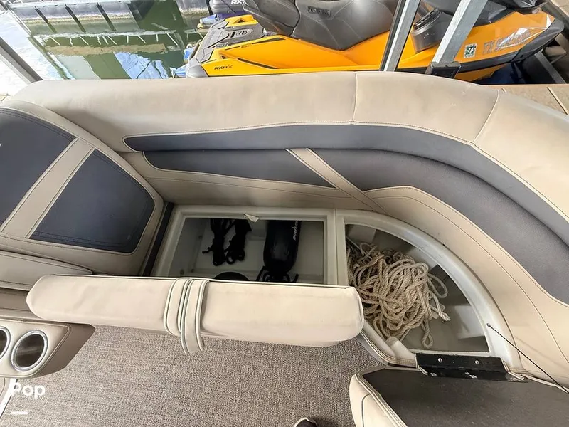 Slide: The Image of Barletta Cabrio C 22 Ultra Lounge 2023 - 16826143