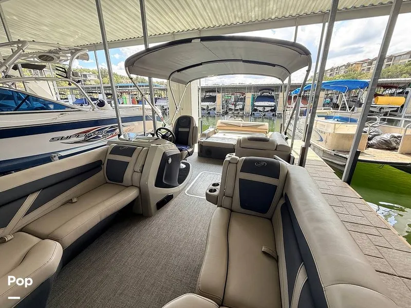 Slide: The Image of Barletta Cabrio C 22 Ultra Lounge 2023 - 16826103