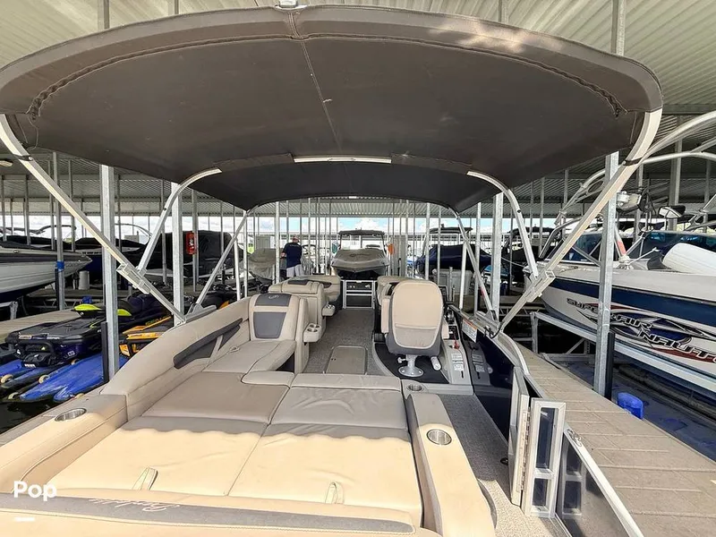 Slide: The Image of Barletta Cabrio C 22 Ultra Lounge 2023 - 16826094
