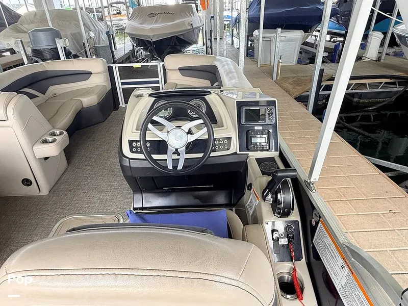 Slide: The Image of Barletta Cabrio C 22 Ultra Lounge 2023 - 16826101