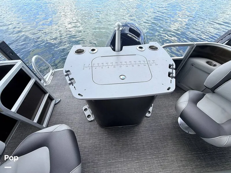 Slide: The Image of Bennington SX22 Fish and Cruise 2024 - 16832062
