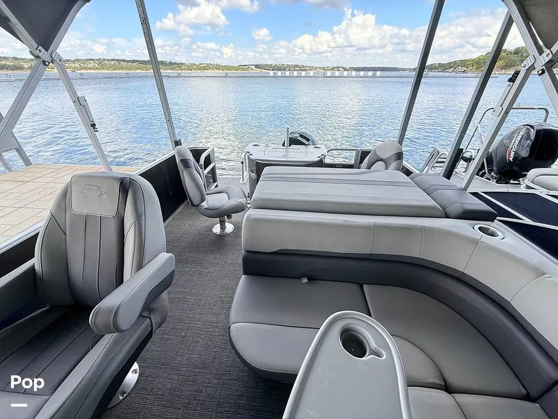Slide: The Image of Bennington SX22 Fish and Cruise 2024 - 16832060