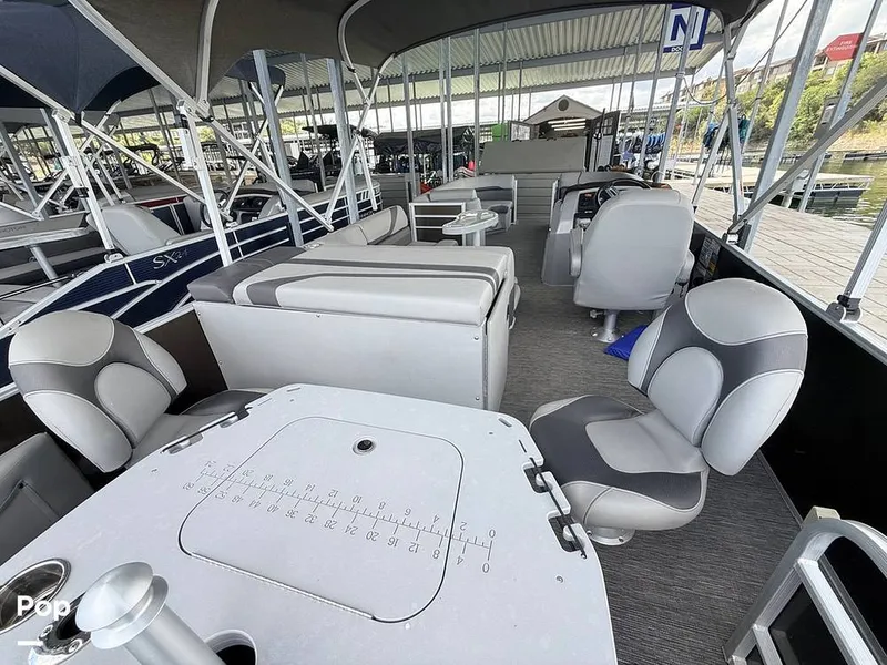 Slide: The Image of Bennington SX22 Fish and Cruise 2024 - 16832059