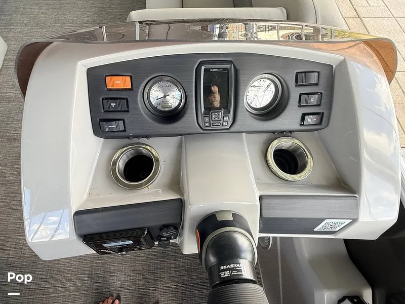 Slide: The Image of Bennington SX22 Fish and Cruise 2024 - 16832080