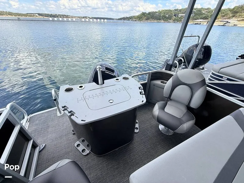 Slide: The Image of Bennington SX22 Fish and Cruise 2024 - 16832054