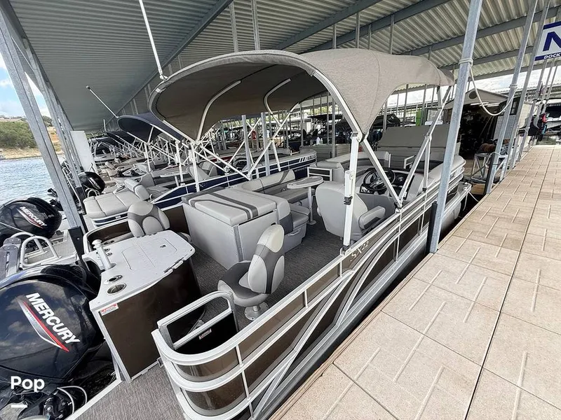 Slide: The Image of Bennington SX22 Fish and Cruise 2024 - 16832055