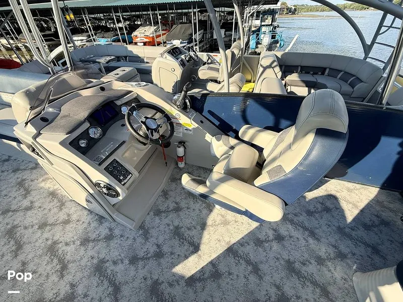 Slide: The Image of Crest 250 Caribbean 2023 - 16807435