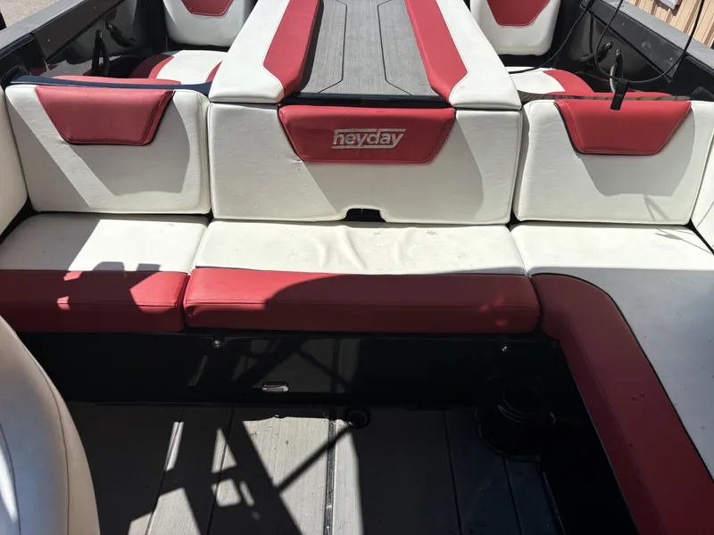 Slide: The Image of Heyday Wake Boats 22 WTS/DC 2022 - 8