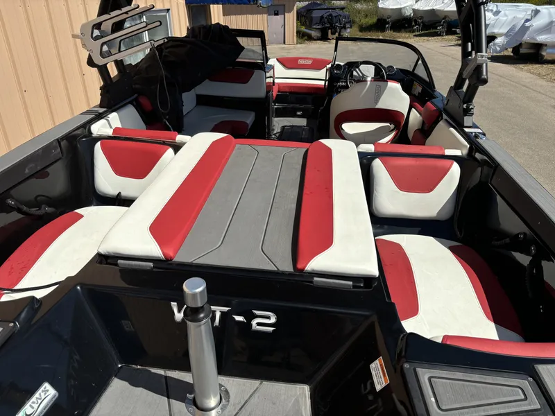 Slide: The Image of Heyday Wake Boats 22 WTS/DC 2022 - 9