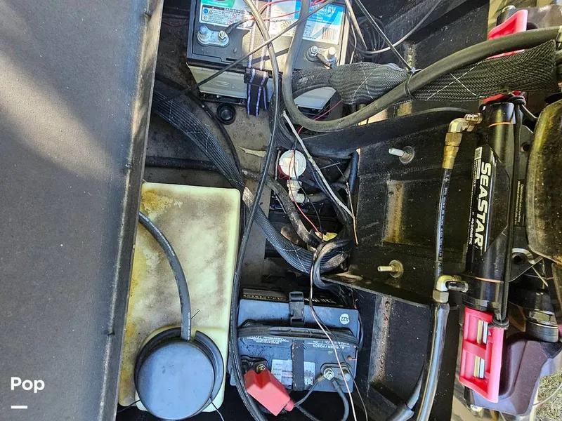 Slide: The Image of Lowe Roughneck 2070 CC 2022 - 16809786