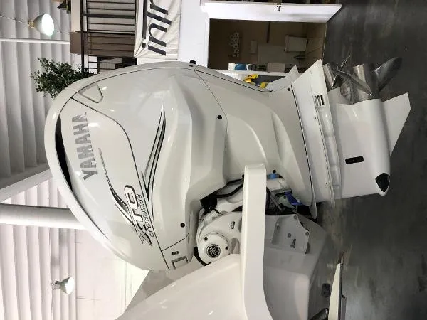 Slide: The Image of Intrepid 407 2020 - 6