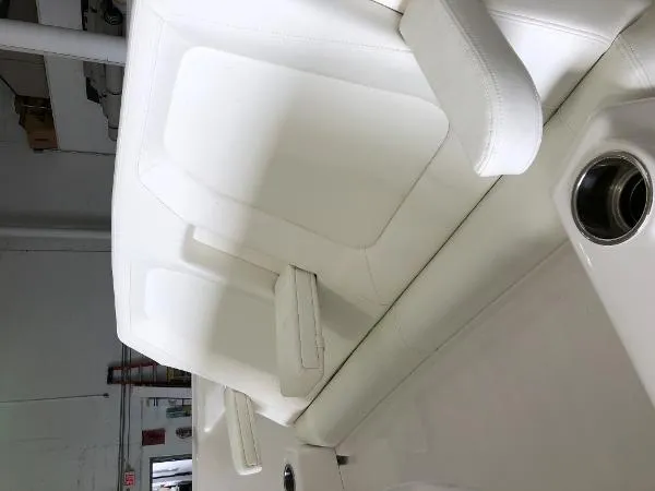 Slide: The Image of Intrepid 407 2020 - 33