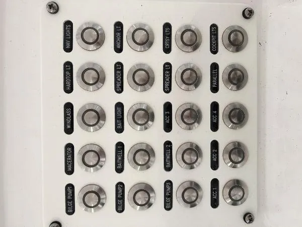 Slide: The Image of Intrepid 407 2020 - 18
