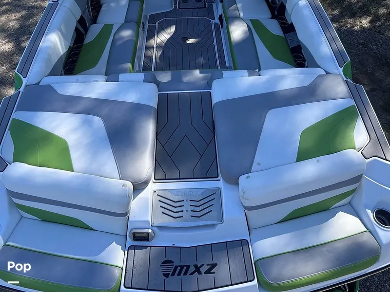 Slide: The Image of Malibu 24 MXZ 2018 - 16793093