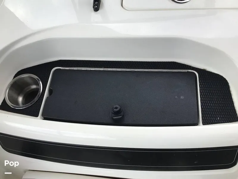 Slide: The Image of Bayliner VR6 OB 2024 - 16793348