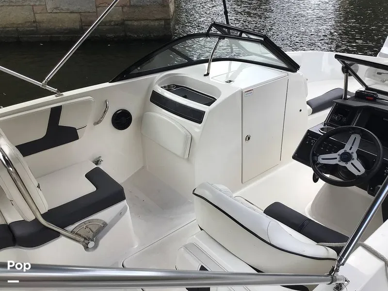 Slide: The Image of Bayliner VR6 OB 2024 - 16793176