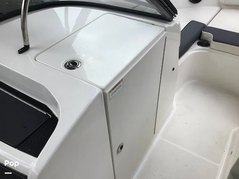 Slide: The Image of Bayliner VR6 OB 2024 - 16793344
