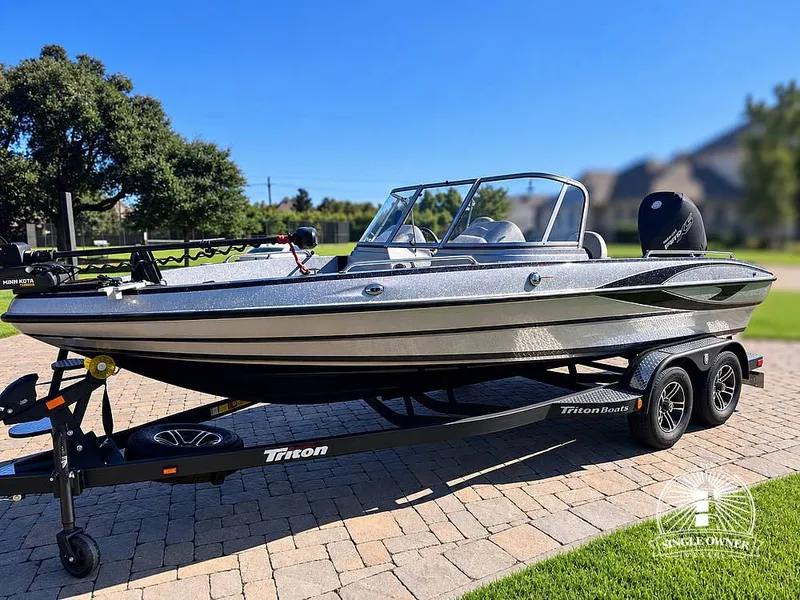 The Image of Triton 206 Allure 2023 - 16810989