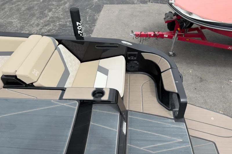 Slide: The Image of Heyday H22 2022 - 7