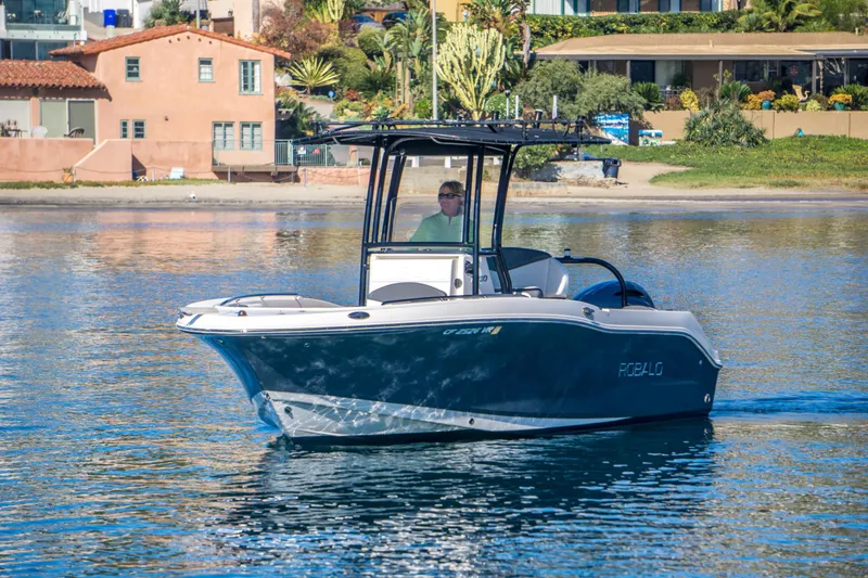 Slide: The Image of Robalo R 200 Center Console 2018 - 2