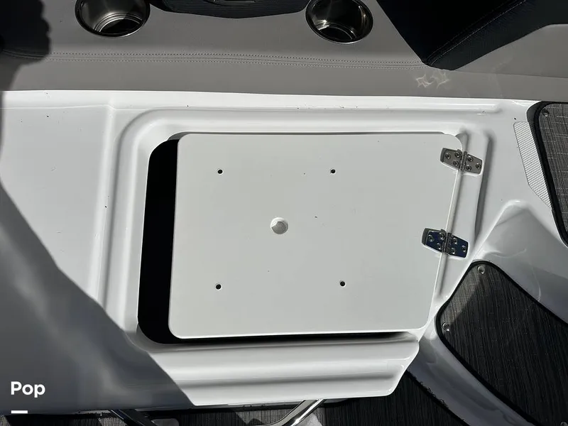 Slide: The Image of Four Winns FE HD5 OB 2026 - 16826380