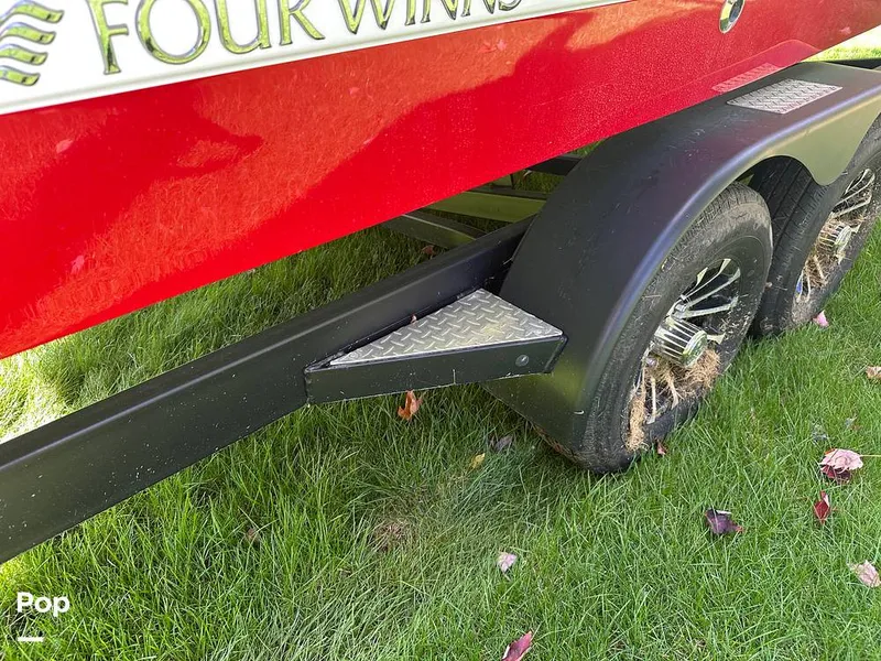 Slide: The Image of Four Winns FE HD5 OB 2026 - 16826309