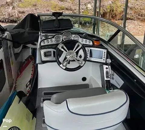 Slide: The Image of Mastercraft X23 2015 - 16810978