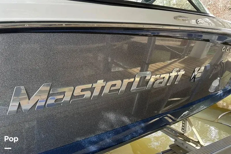 Slide: The Image of Mastercraft X23 2015 - 16810973