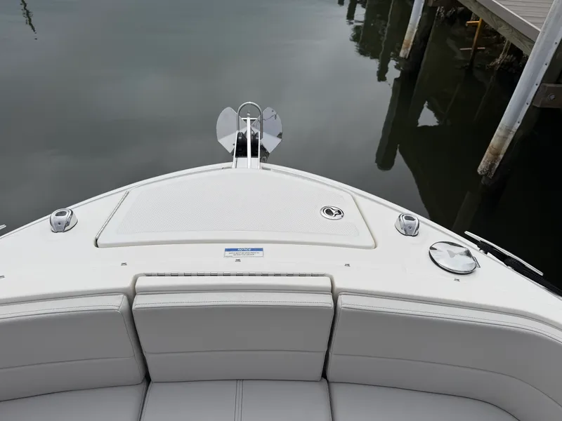 Slide: The Image of Sea Ray 310 SLX OB 2024 - 35