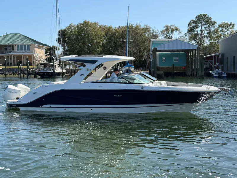 Slide: The Image of Sea Ray 310 SLX OB 2024 - 47