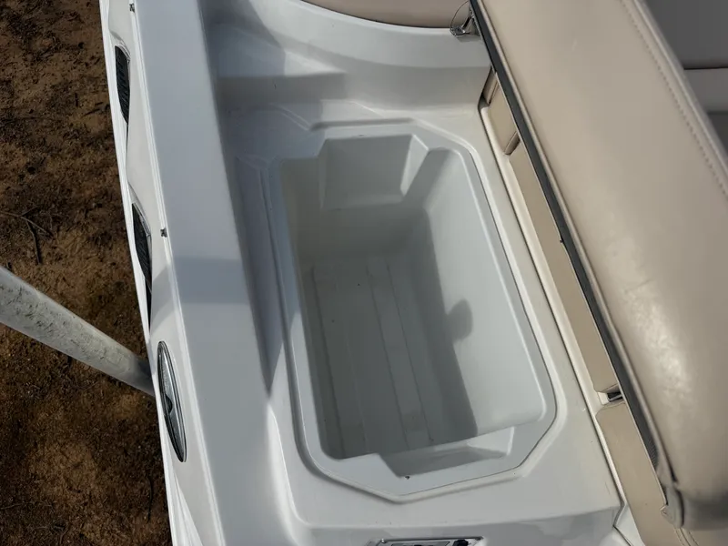 Slide: The Image of Chaparral 246 SSI 2012 - 18